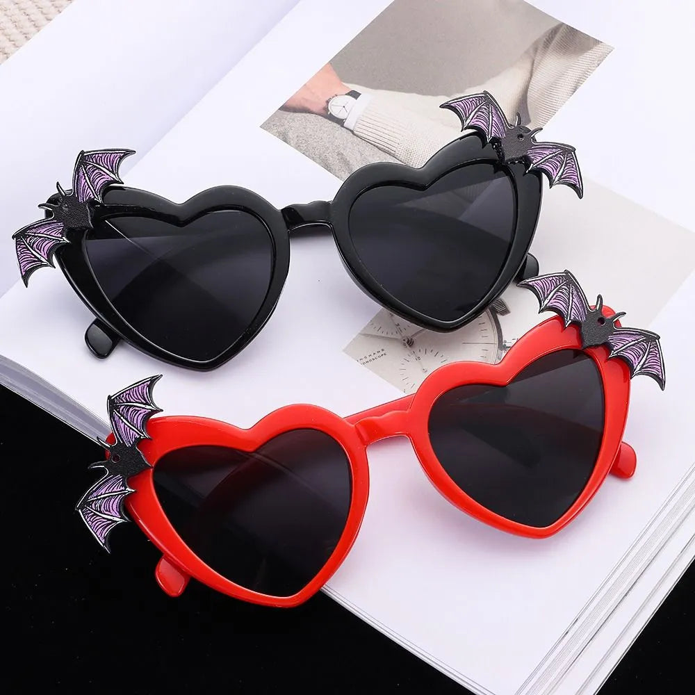 Novelty Halloween Costume Glasses Heart Shaped Bat Wings Decor Sunglasses Women Trendy Sun Glasses Disco Party DecorationEyewear